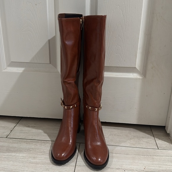 Beautiful Torgeis woman’s boots size 9 - Picture 5 of 7